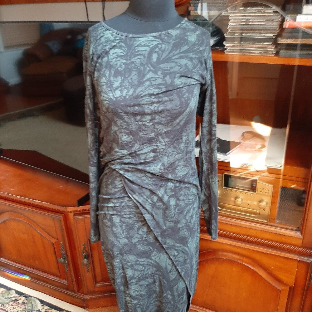 Peruvian Connection, Size Large Beautiful Green & Smoke Black $5.95 shippng